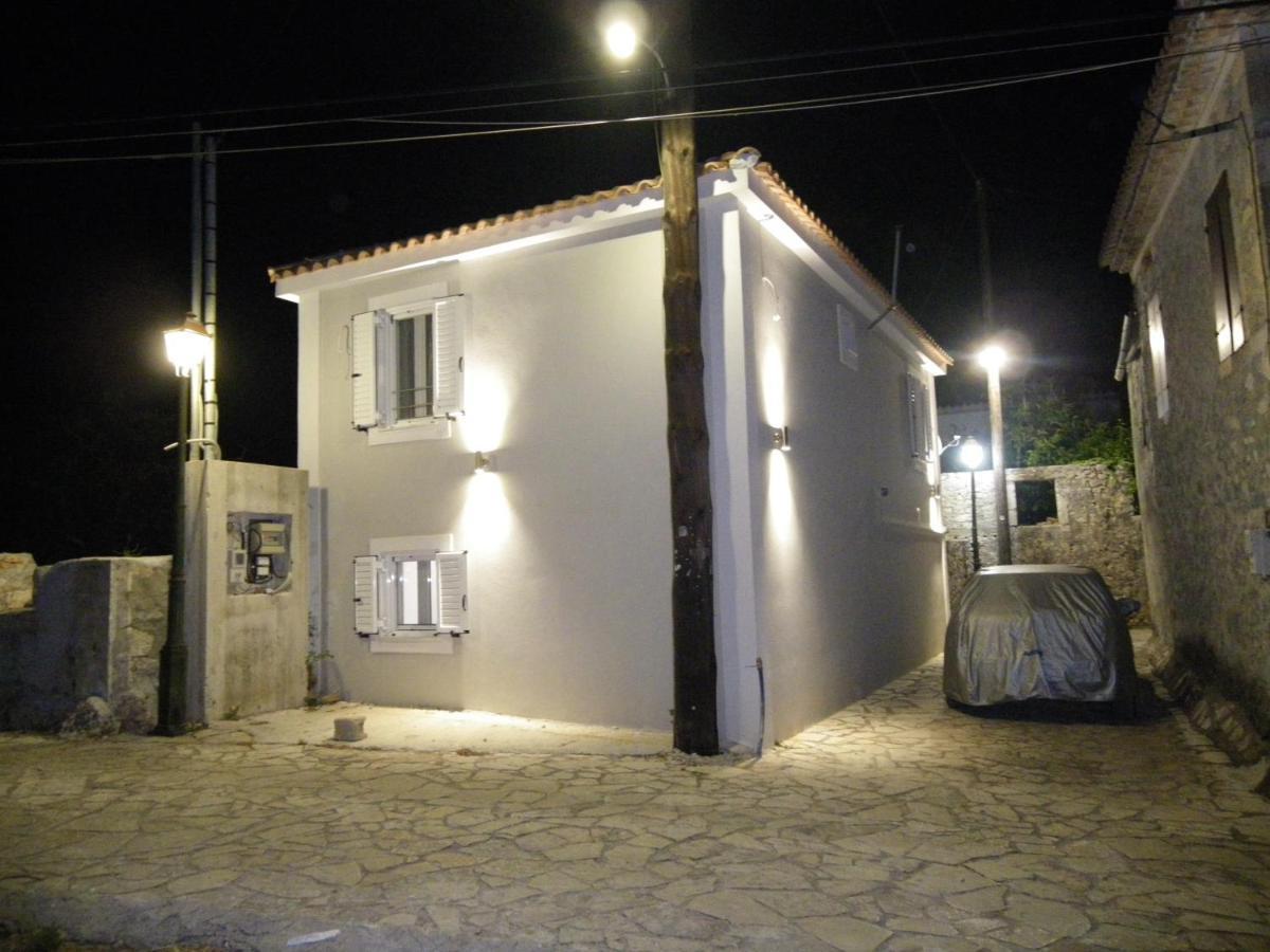 Yírion Vikou Houseヴィラ エクステリア 写真